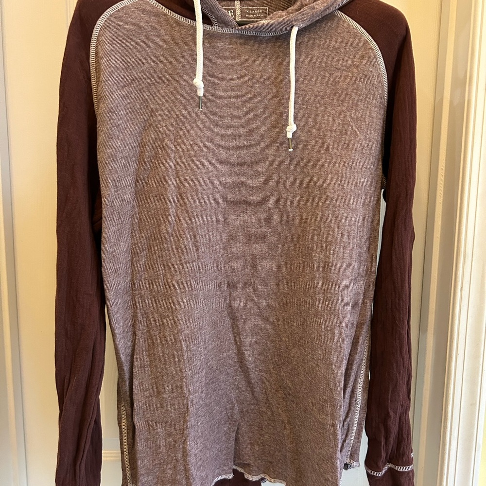 ***WOMENS BKE BUCKLE HOODIE***